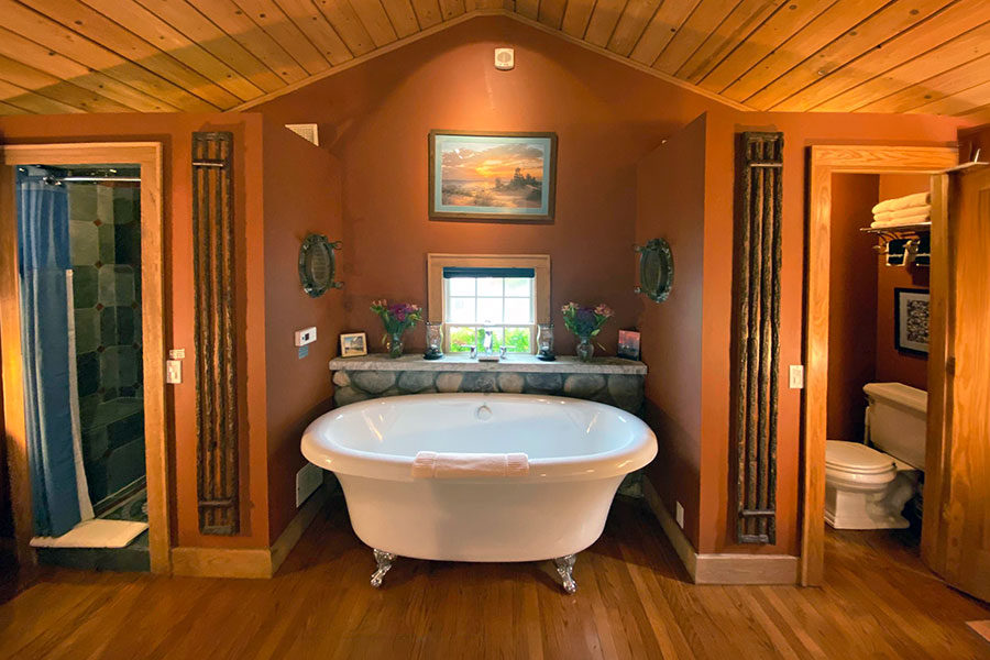 Great Lakes Room Shower, Tub, and Water Closet